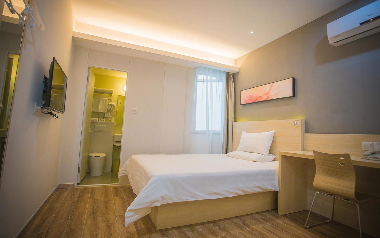 Hi Inn Canton Extérieur photo